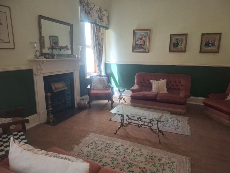 5 Bedroom Property for Sale in Kroonstad Central Free State